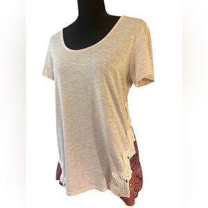 Tru Self Romantic Women's Cream Lace Trim Popover Floaty Top‎